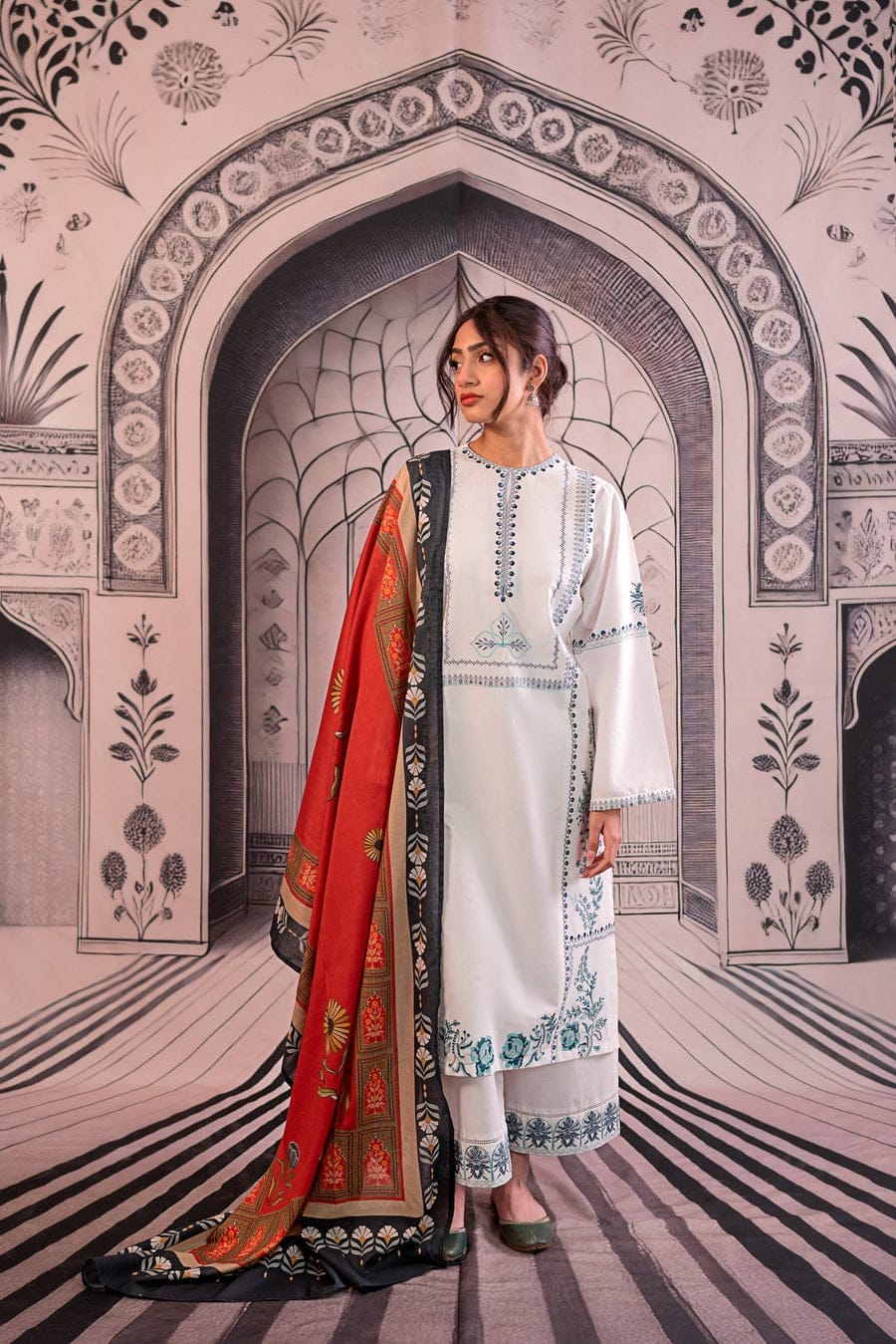 URGE Premium Dhanak EMB 3Piece D-014