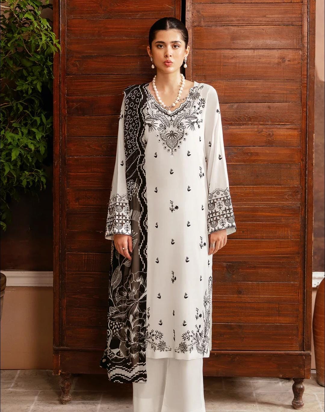 Afsana Premium Dhanak EMB 3Piece D-017